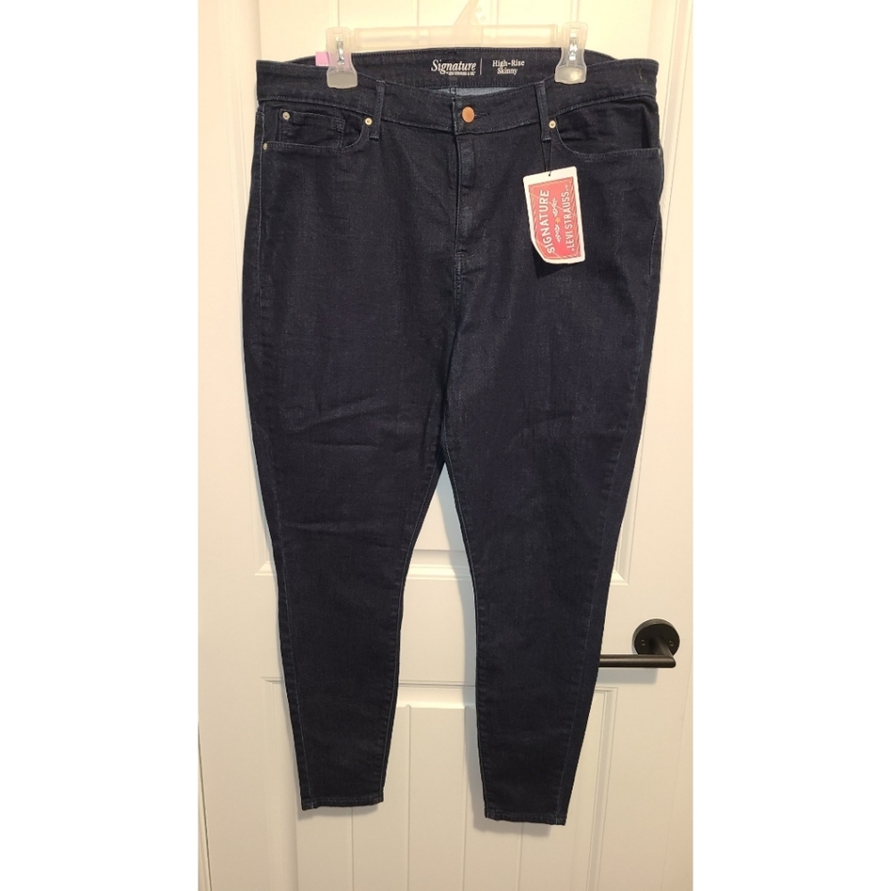 Levi's Signature skinny high rise jeans 20